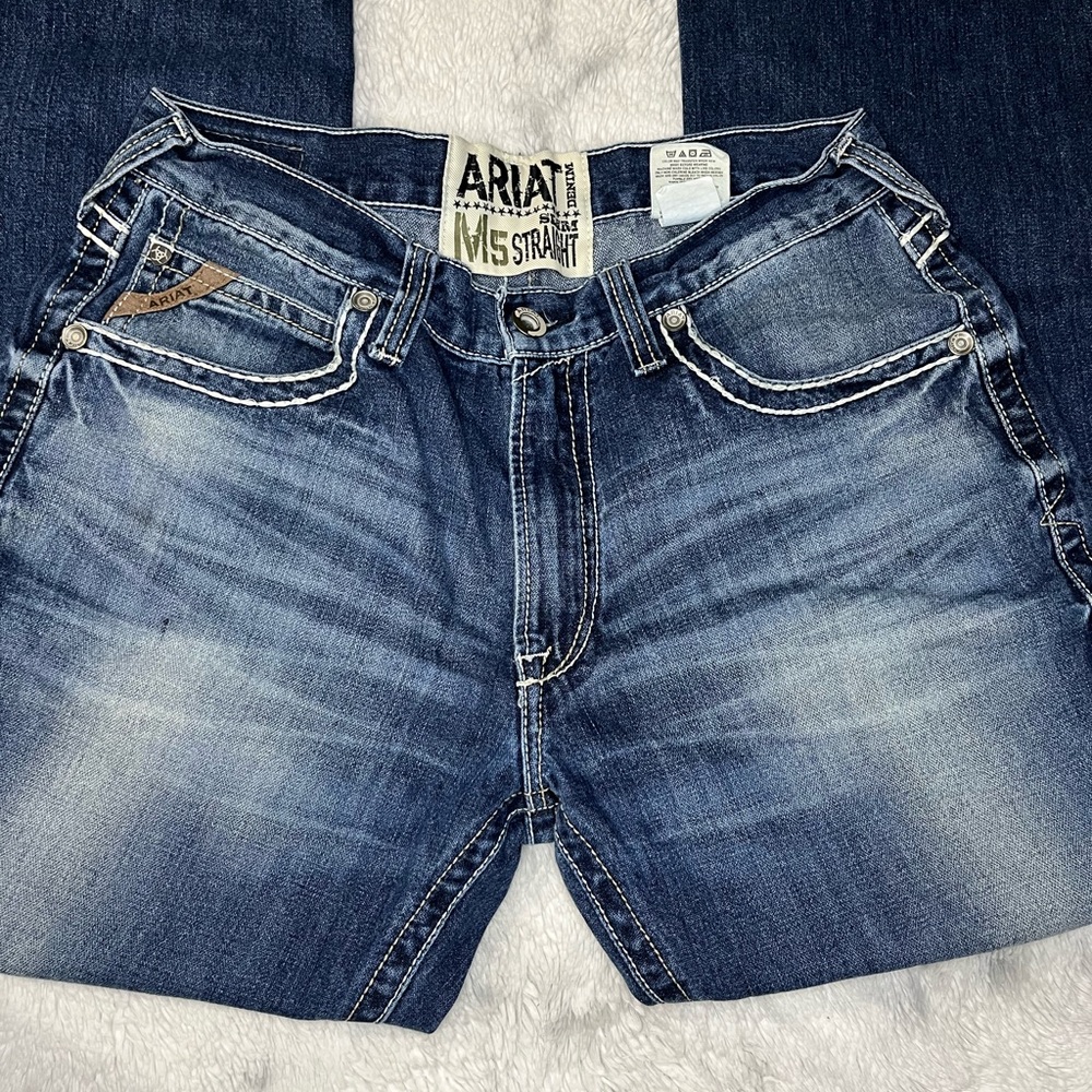 Men  Ariat jeans
